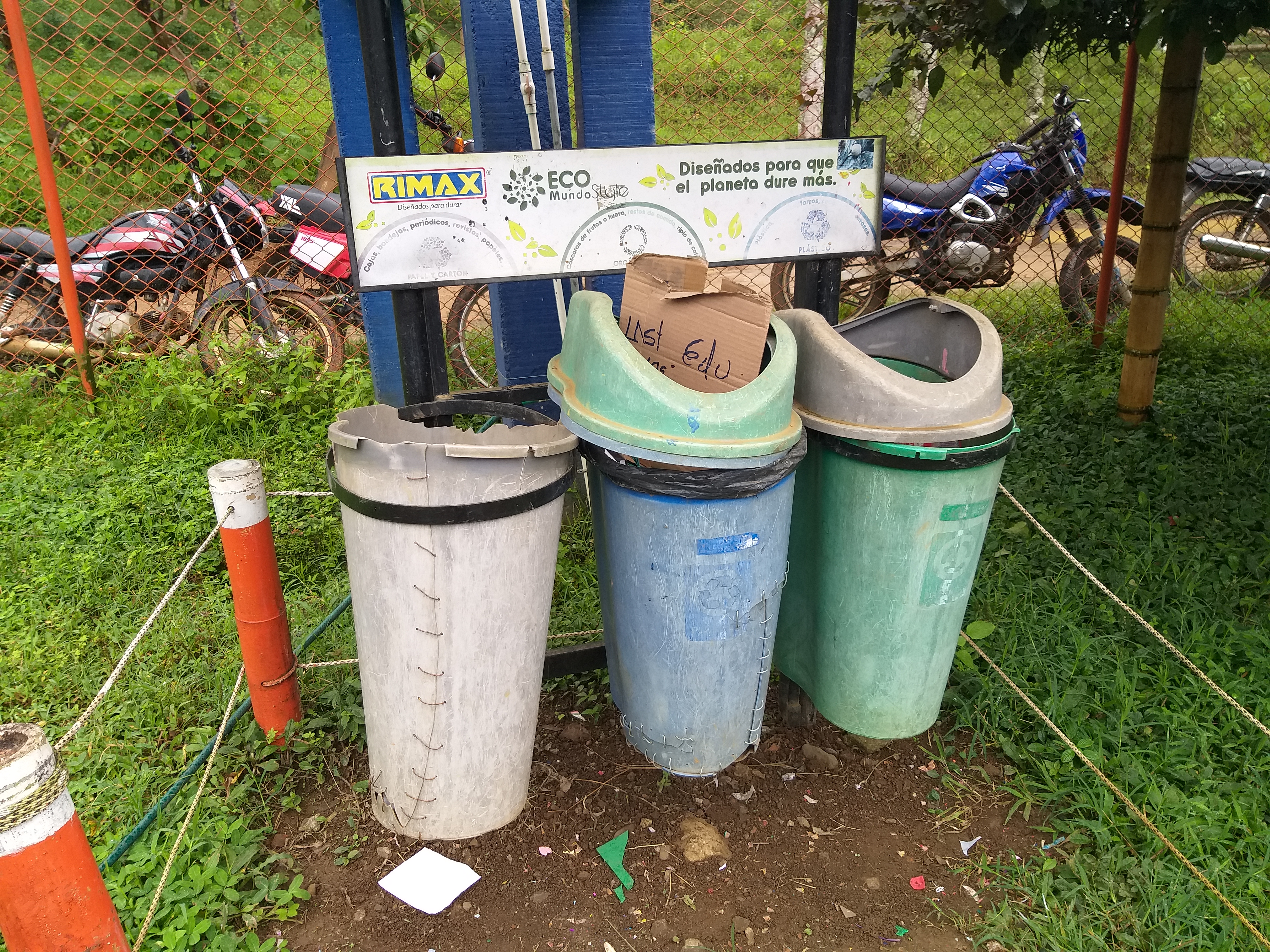 Reciclaje en “Institución Educativa Las Guacas”